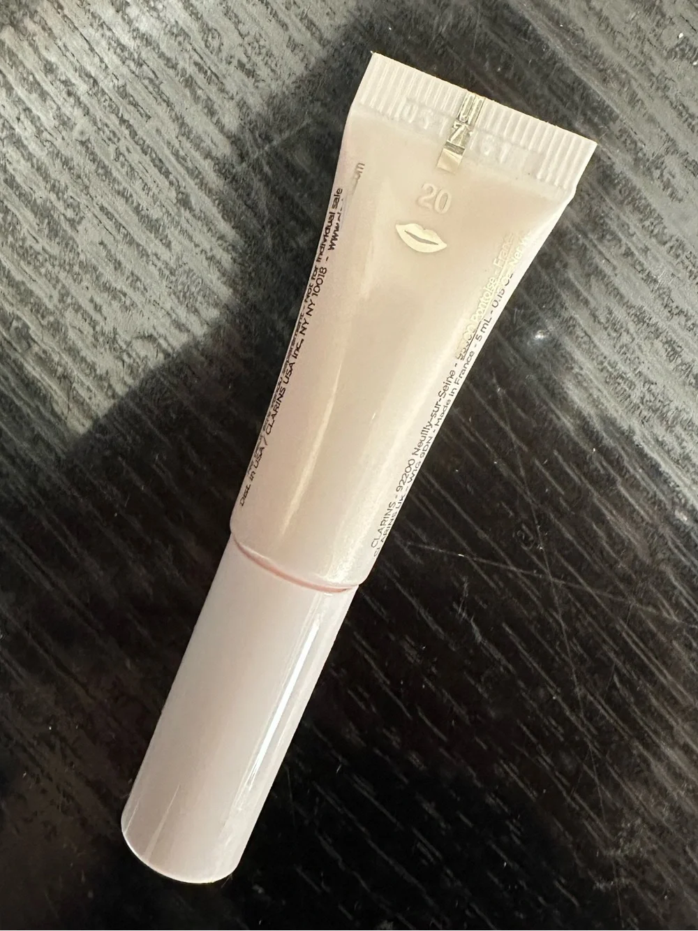 Clarins Lip Perfector - 20 translucent glow MINI SIZE 0.15oz/5mL